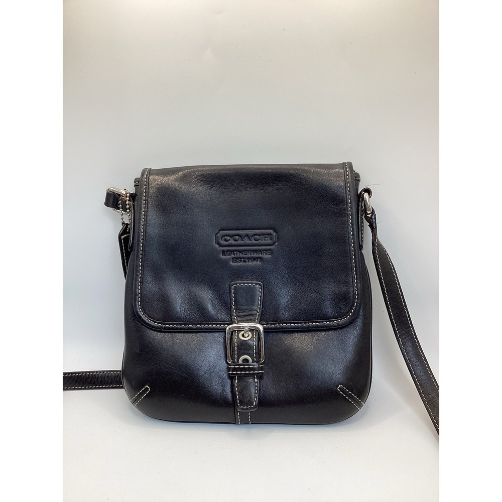 Vintage Y2K Coach Black Leather Messenger Bag G30-9353